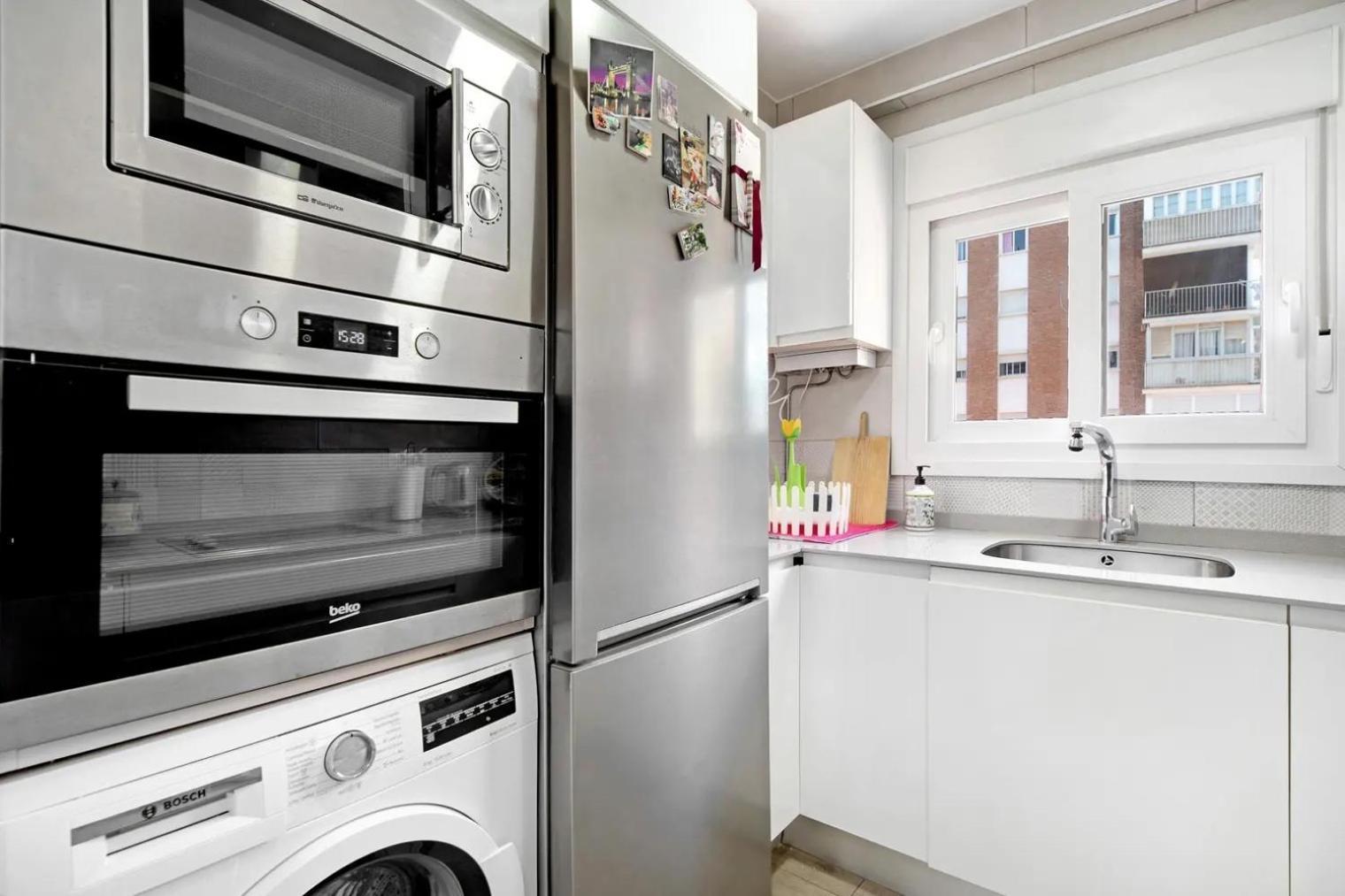 Cozy Room In Stylish Flat Just Steps From The Beach Cadice Esterno foto